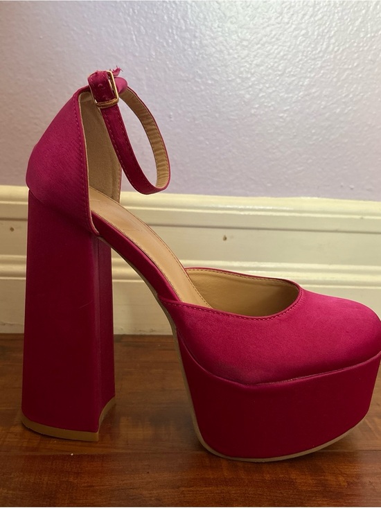 Cuccoo Shoes - Fuchsia Platform Ankle-Strap Block Heel Pumps